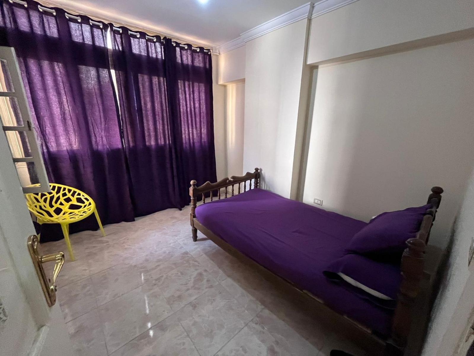 Raheem Bed In Double Room "No Egyptians" Cairo Exterior photo